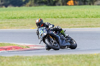 enduro-digital-images;event-digital-images;eventdigitalimages;no-limits-trackdays;peter-wileman-photography;racing-digital-images;snetterton;snetterton-no-limits-trackday;snetterton-photographs;snetterton-trackday-photographs;trackday-digital-images;trackday-photos